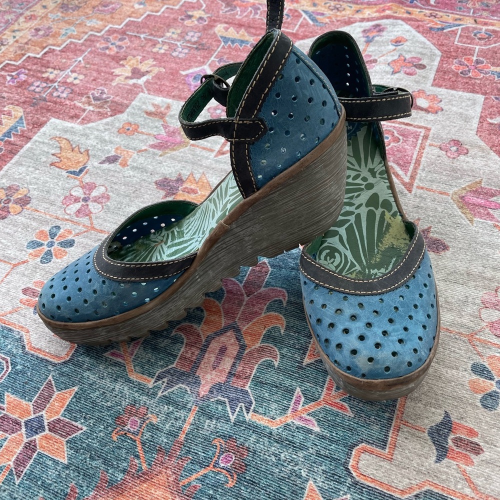 Fly London size 39 teal wedges